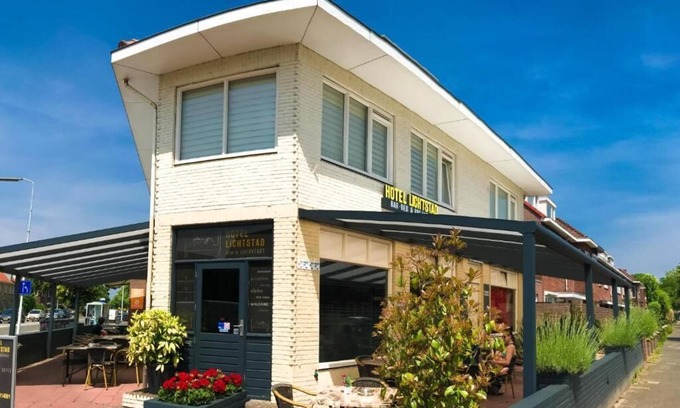 Stratum Hotel | B&B Hotel Lichtstad