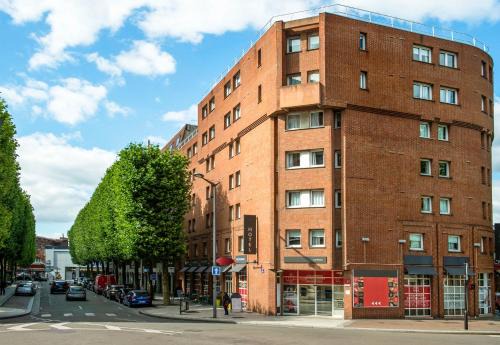 Roubaix Hotel | B&B HOTEL Lille Roubaix Centre Grand-Place