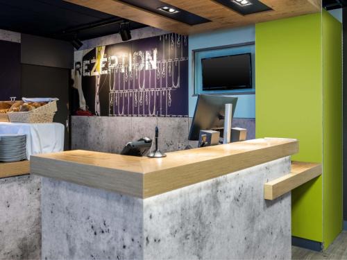 Kaninchenberg Hotel | B&B HOTEL Saarbrücken-Ost