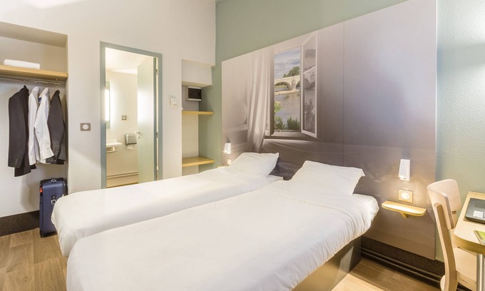 Villeneuve-Loubet Hotel | B&B HOTEL Villeneuve-Loubet Plage