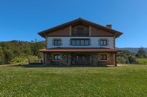 Bakio Casa | Bakio Country House by Next Stop Bilbao