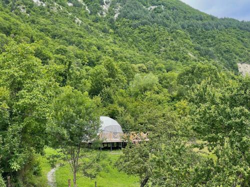 Ambrolauri Otro | Bali Glamping