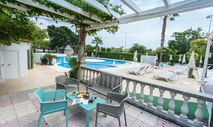 Pineda de Mar Complejo | BAMBLUE BOUTIQUE APARTMENTS