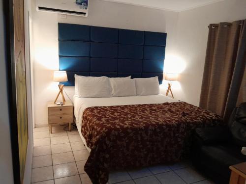 Colonia La Mora Hotel | bamboo bed and breakfast