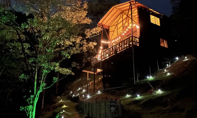 Medellin Cabina | Bamboo lodge, cabaña perdida en el bosque