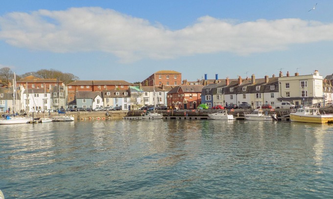 Weymouth Cabaña | Barley Mews