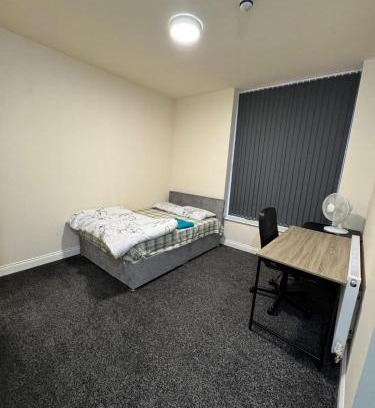 Barnsley Casa | Barnsley Guesthouse Couple Room Ground Floor