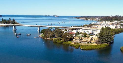 Batemans Bay Hotel | Batemans Bay Lodge