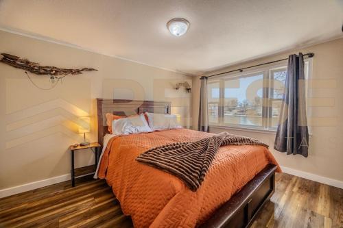 Lake Ozark Casa | Beach Cabin #1