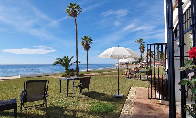 Sitio de Calahonda Casa | Casa frente a la playa - Vistas al mar - Dona Lola Beach Resort - Marbella - Mijas