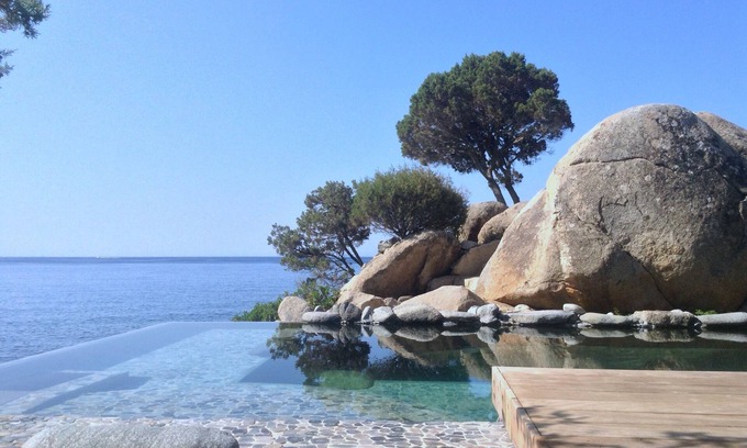 Torre delle Stelle Villa | Villa frente a la playa con piscina infinita