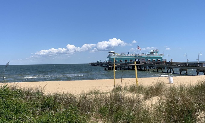 Willoughby Spit Cabaña | Beachfront Cottage Best Location in Ocean View! by RedAwning