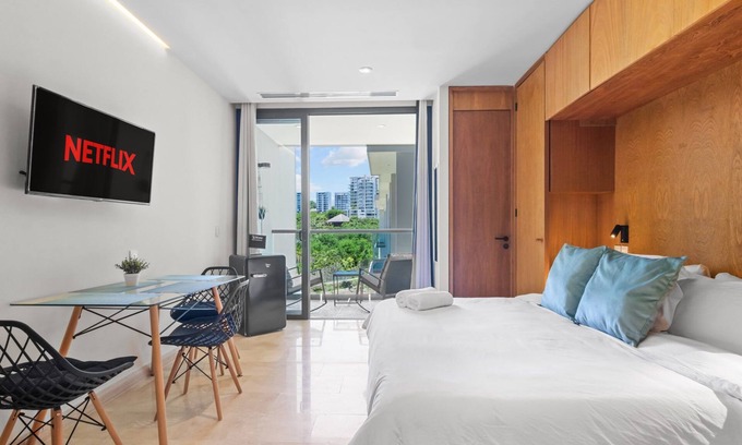 La Cruz de Huanacaxtle Apartamento | Zantamar 507: Beachfront Suites in La Cruz