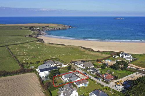 Harlyn Casa | Beachside holiday home