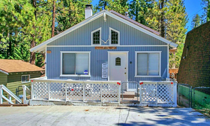 Moonridge Cabaña | Bear Mountain Retreat