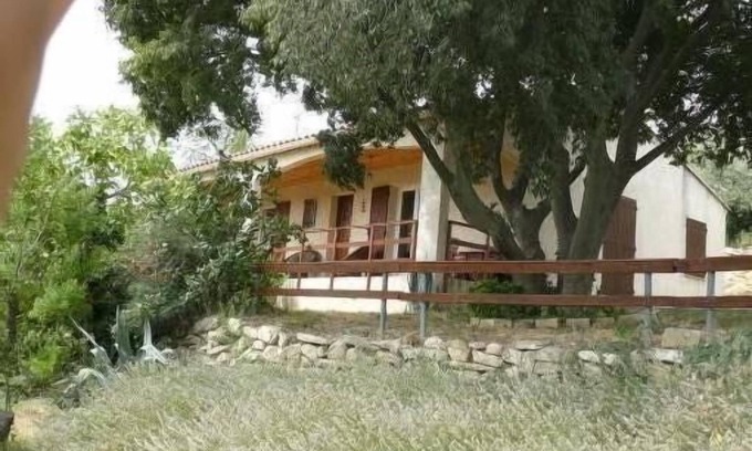 Beaucaire Casa | BEAUCAIRE Nueva Casa situada en una propiedad de 4 hectates