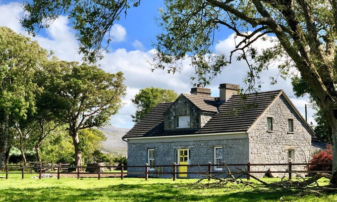 New Quay Otro | Hermosa cabaña de 12/14 camas con vista a la bahía de Galway y al Parque Nacional Burren