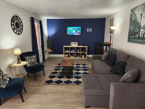 Southwest Orlando Apartamento | Beautiful 2-Bedroom Condo Near Universal and other Orlando Attractions, King Bed & Wi-Fi
