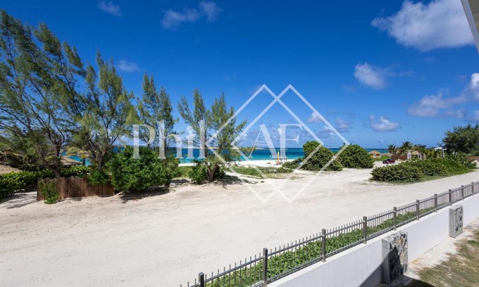 Bellevue Apartamento | Beautiful 4,5 bed-rooms Beach-front Duplex of 189 m2 at Orient Beach