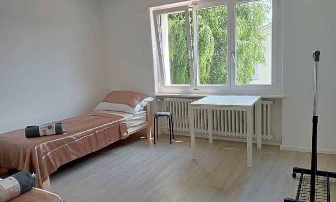 Uster District Apartamento | Beautiful 5-room apartment with 6 beds - only 15 minutes from Zurich & free parking