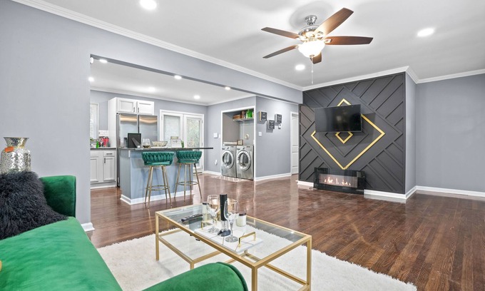 Hapeville Casa | Beautiful Bungalow home!