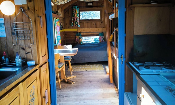 La Motte-du-Caire Cabaña | Beautiful caravan in the countryside with wellness area - Sisteron - Gap - Bayons