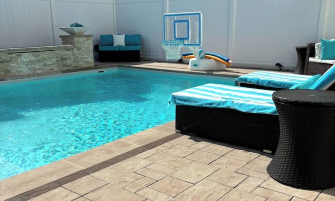 Queens Apartamento | Beautiful Executive 1 bedroom Suite