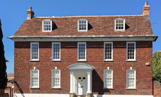 Blandford Saint Mary Casa | Beautiful Georgian House located in Blandford