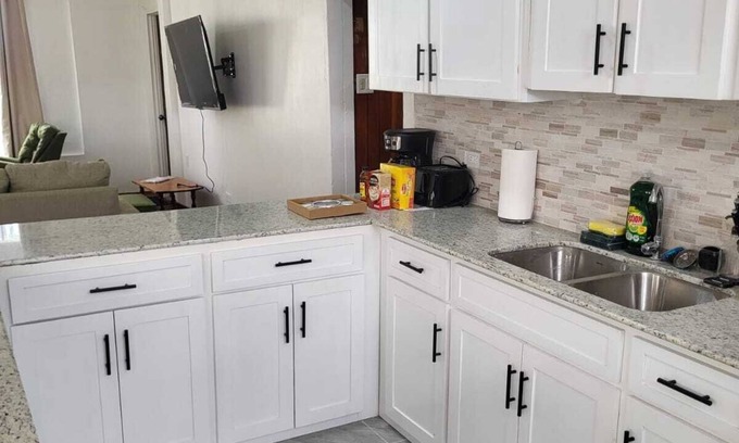 Georgetown Casa | Beautiful home near Cultural Center, National Stadium, Movietown, Gift Land Mall