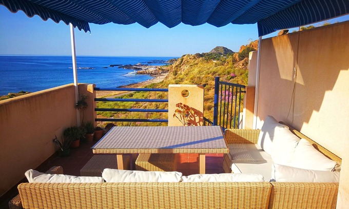El Pozo del Esparto Casa | Preciosa casa en la costa Almeriense