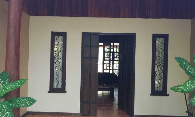 Cabuya Casa | Beautiful House Close to Beach and Local Spots. Major State Parks Near by