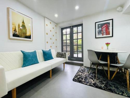 Harrow Road Casa | Beautiful House in Little Venice