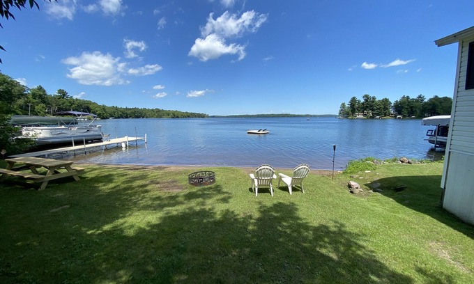 Brill Cabina | Hermoso lago de la propiedad en 3000 Acre primer leucomas lago