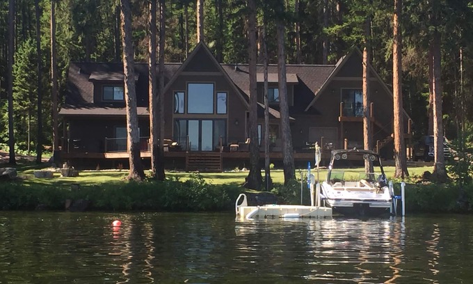 Seeley Lake Cabina | Hermoso Lakefront Lodge en Placid Lake
