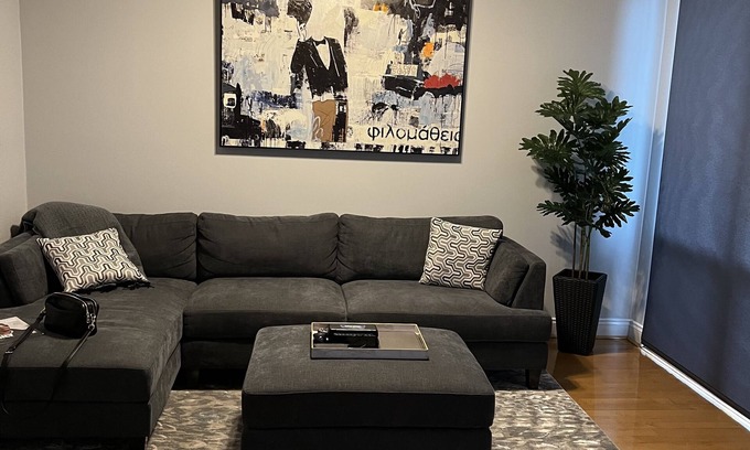 Arts/Warehouse District Condominio | Beautiful penthouse unit in the warehouse district of New Orleans