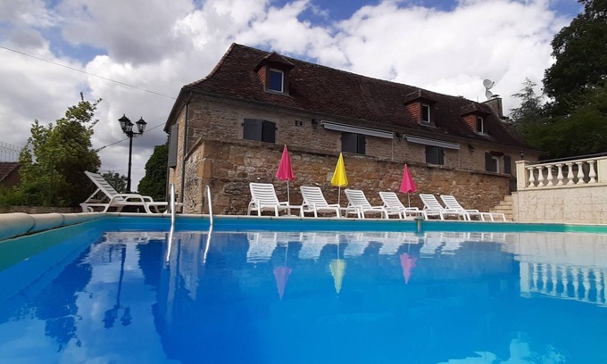Thenon Casa | Hermosa piedra de perigord, piscina privada, vistas excepcionales e impresionantes.