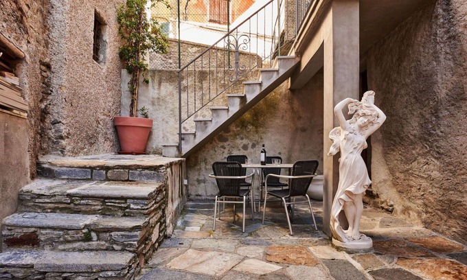 Naggio Casa | Preciosa casa de vacaciones para 4 personas con WIFI, A/C, TV, terraza y mascotas permitida