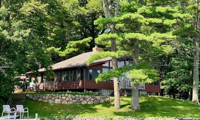 Stone Lake Cabaña | Beautifully renovated cabin available for first time on VRBO!