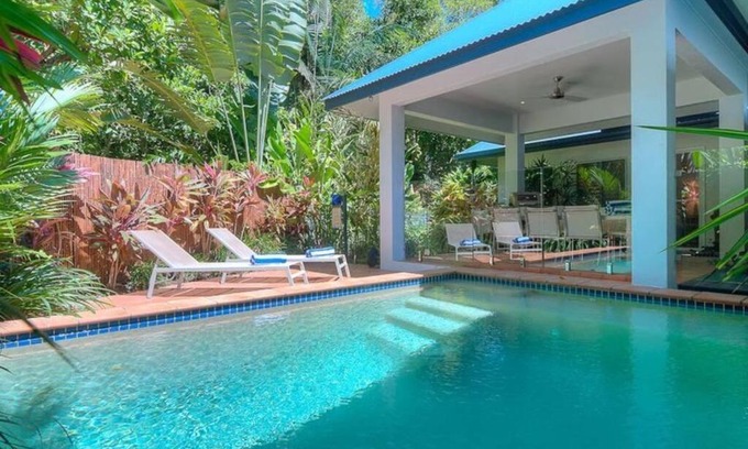 Port Douglas Villa | Beauty tiny Walk To Sea