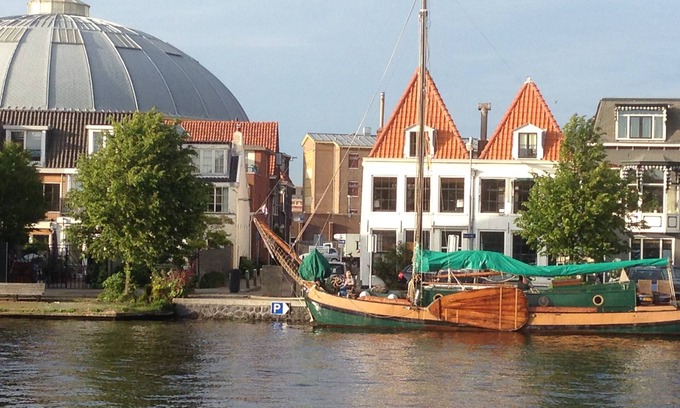 Municipality of Haarlem Apartamento | "Bed and Bike Upstairs" Amplio apartamento con terraza con vistas a Haarlem
