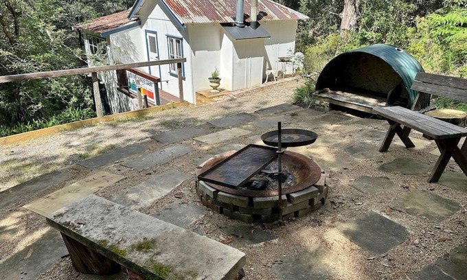 Hazelbrook Cabaña | Bedford Cottage - Cosy mountain bush retreat.