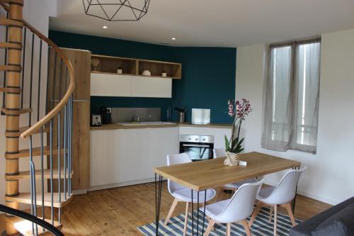 Uzerche Apartamento | Bel appartement avec vue sur vézère
