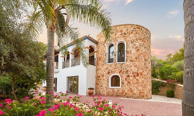 Sant Antoni de Portmany Villa | Bella Forada - Seis Habitaciones Villa, Capacidad 12