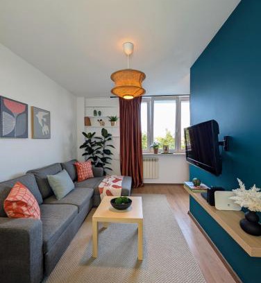 Muranow Apartamento | Bella Luna Luxury Suites - Warm & Modern Apt Near Old Town & Museums