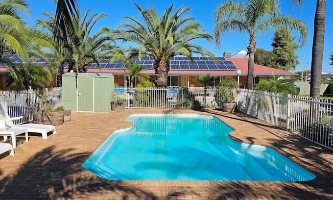 Narrabri Hotel | Bellview Motel