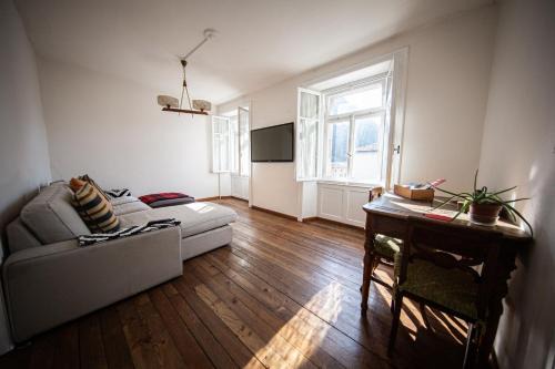 Campocologno Apartamento | Bernina Express Historic Retreat