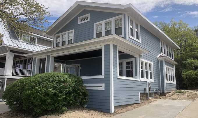Macatawa Cabaña | El mejor porche delantero en el parque Macatawa - Playa privada del lago Michigan (SUP y kayak)