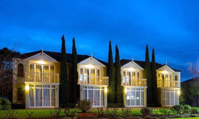Warrnambool Hotel | Best Western Colonial Village Motel
