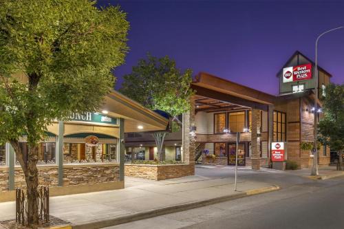 North Park Hotel | Best Western Plus Clocktower Inn