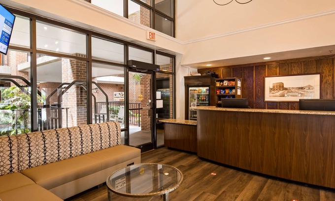 Downtown Wilmington Hotel | Best Western Plus Coastline Inn